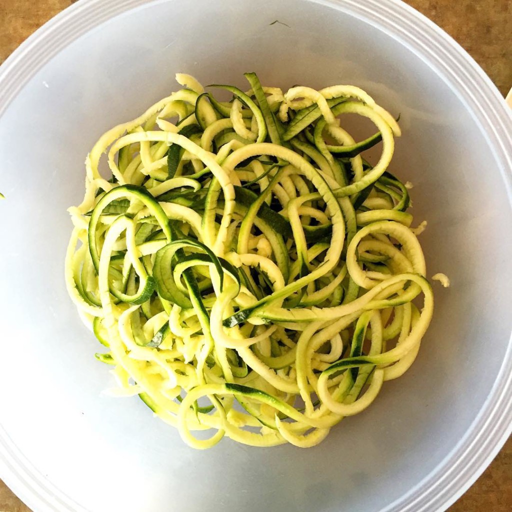 Meal prep this week includes ZOODLES!!! My sister got me a Spiralizer for my birthday so I had to try it #mealprep #mealprepping #eatclean #eatcleantrainmean #eatcleantraindirty #zoodles #spiralizer #cleaneats #cleaneating #health #healthyeating #fitwomencook #fitlife #vegetables #zucchini