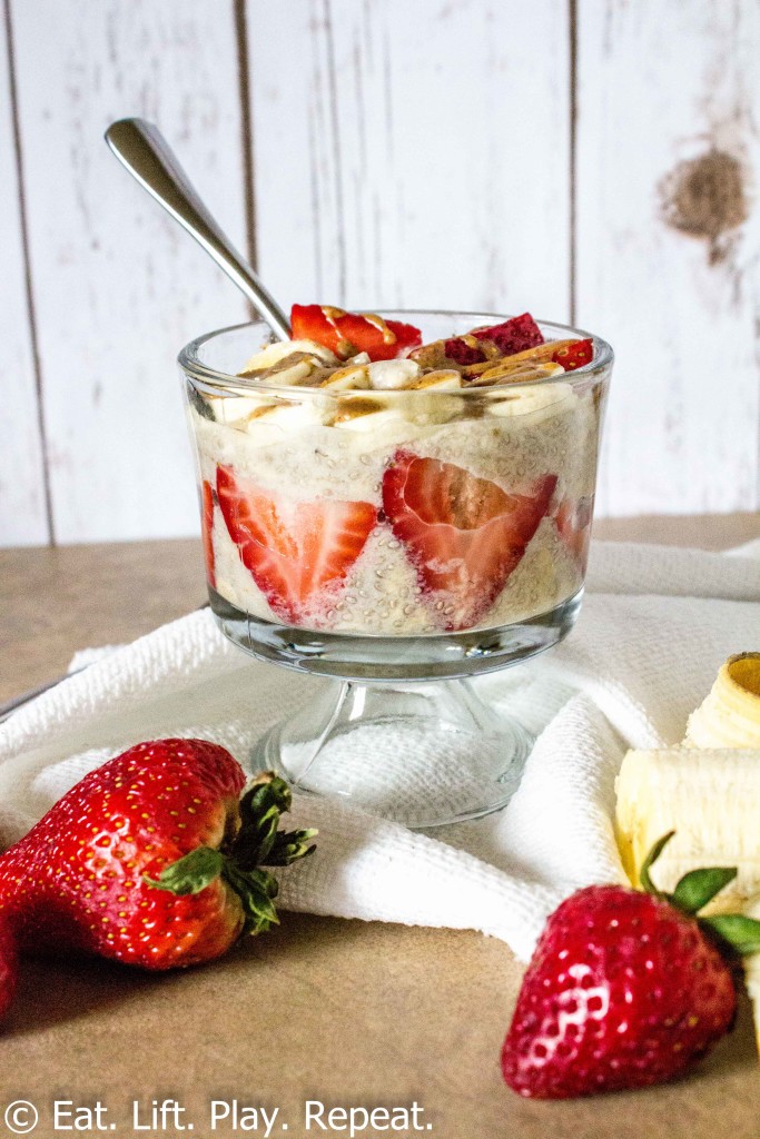 Strawberry Banana Protein Overnight Oats